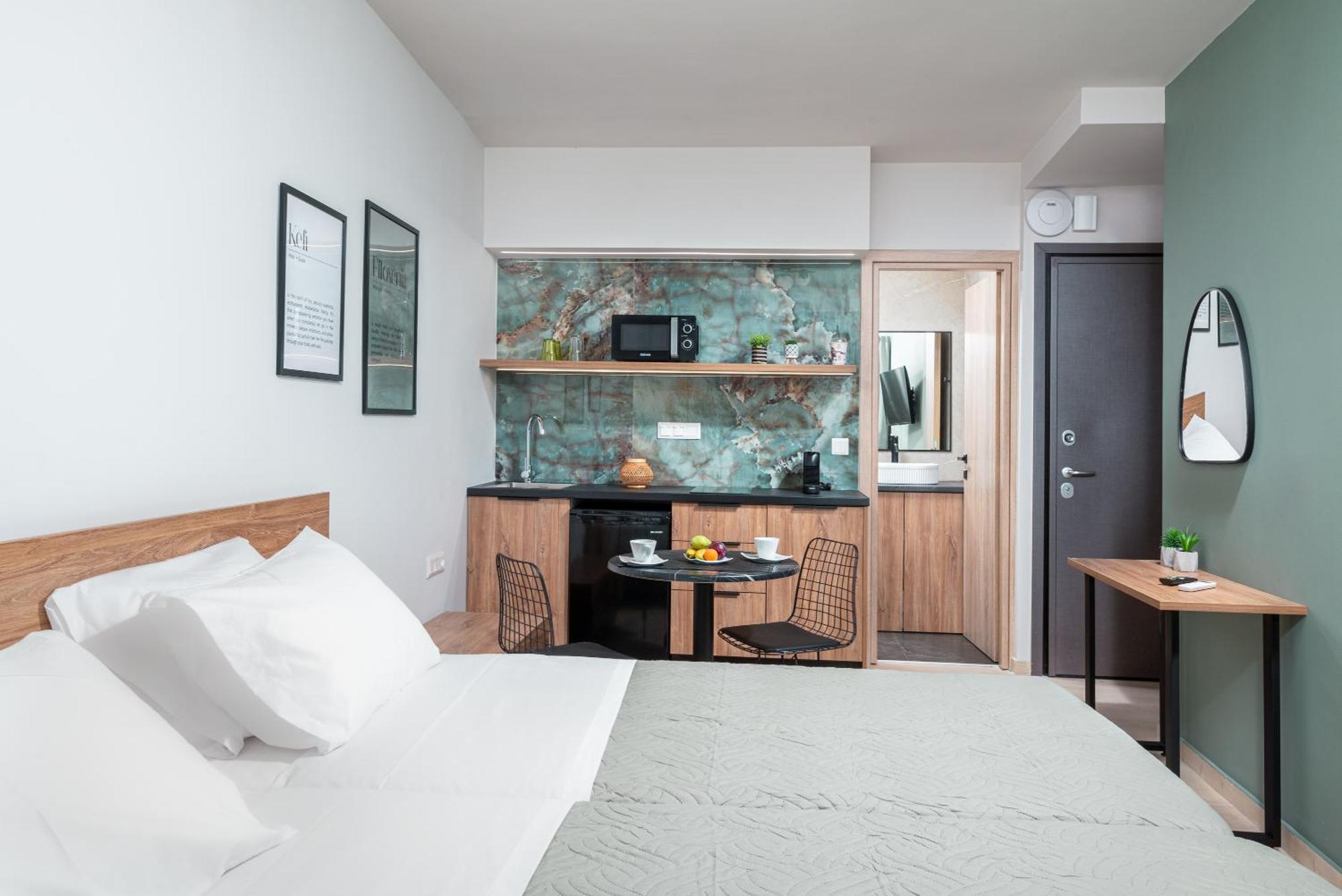 Makas Suites Limenas Chersonisou Exterior foto
